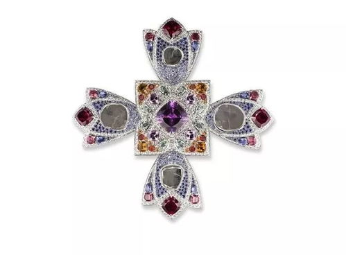 光影交融 中西風格兼具的珠寶設計師王幼倫的眼鏡藝術